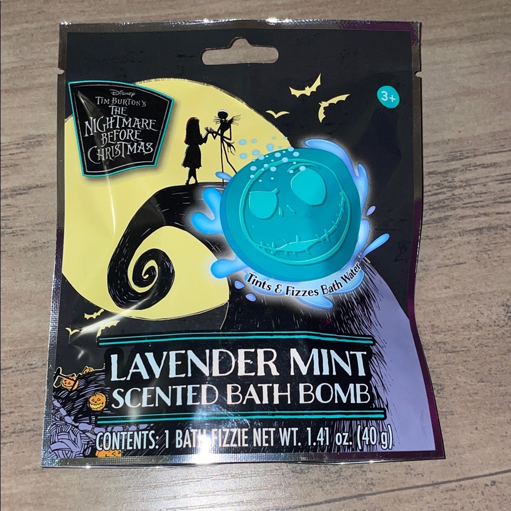 Disney Nightmare Before Christmas Lavender Mint Bath Bomb – NWT